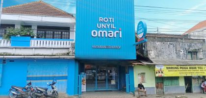 Outlet Roti Unyil Omari Singosari